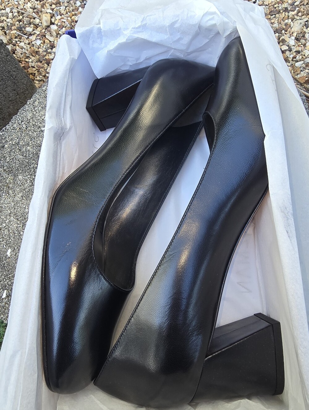 NEW Stuart Weitzman Chunk Heels In Box KID style